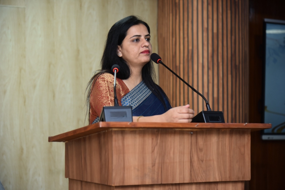 “फिर मैंने मरना नहीं चुना” जीवन के संघर्ष सें हार नहीं बल्कि जीना सीखा: डॉ. मीनाक्षी सहरावत